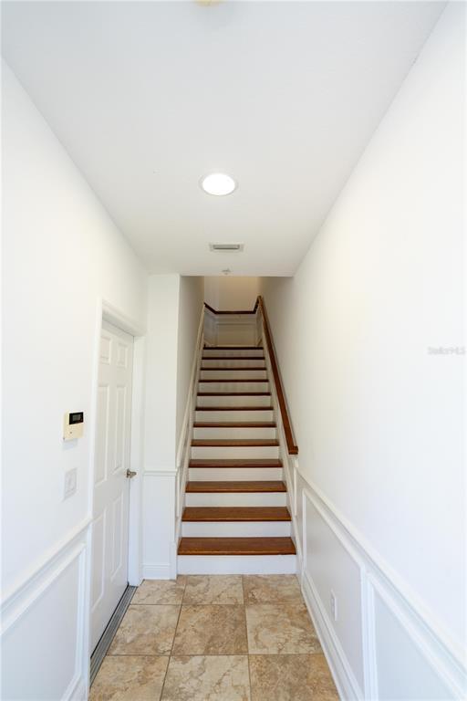 Building Photo - 4639 Overlook Dr NE