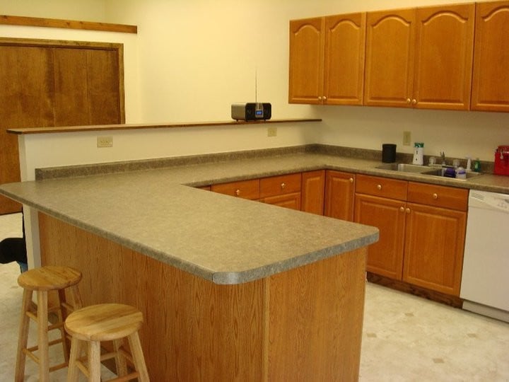 Kitchen - 71 Center Rd