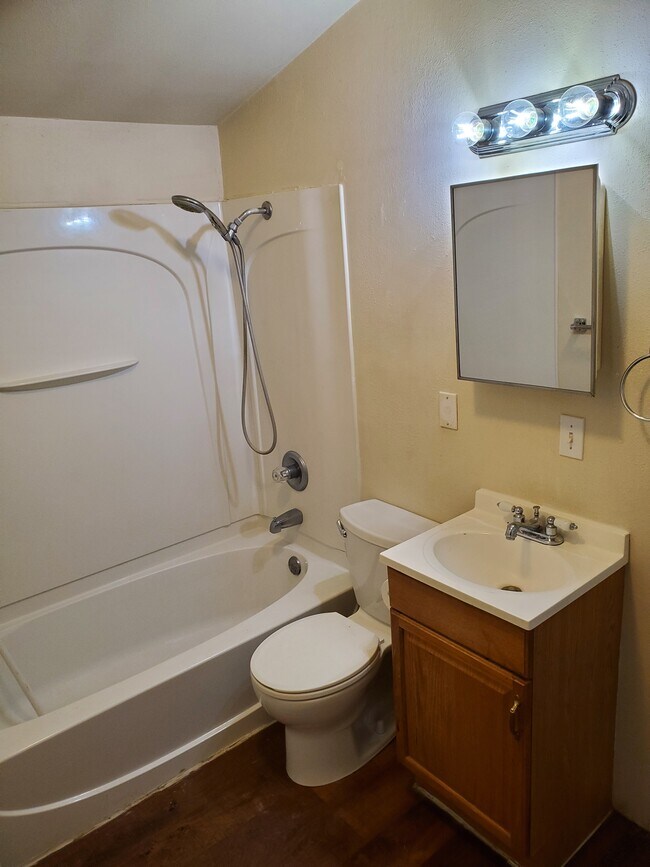 Bathroom - 404 W 12th St