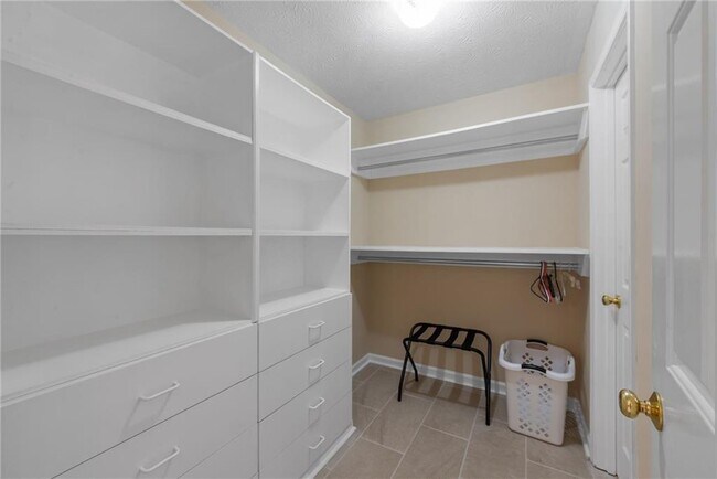 Building Photo - 1061 GA-92