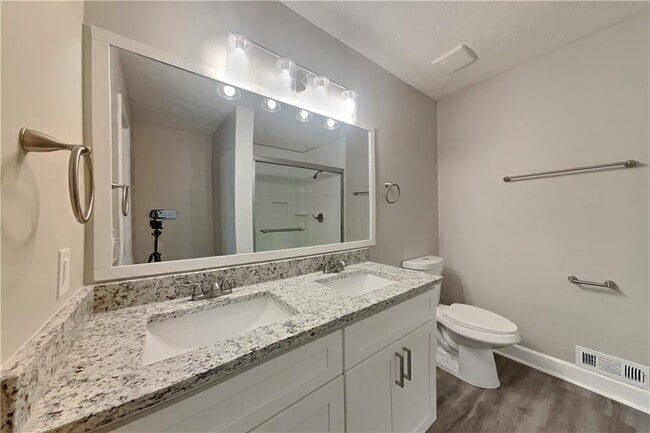Building Photo - 3510 Ivy Crest Way