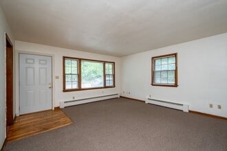 Building Photo - Random Residential Properties LLC-404 E Foster