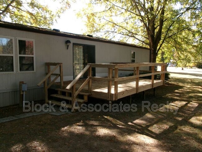 Building Photo - 6991-A Spencer Dixon Rd