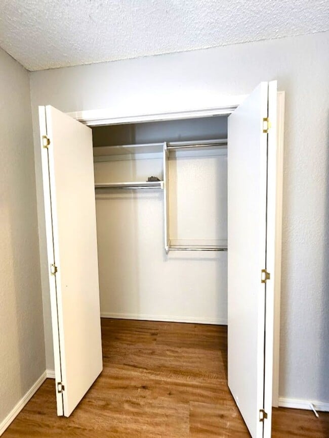 Building Photo - 3 Bed 2 Bath Home-Choctaw Trails Sec I Addition