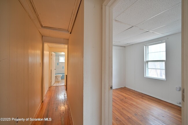 Building Photo - 1309 Wood St