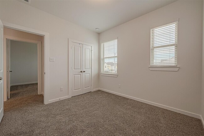 Building Photo - 17110 Pentland Hls Wy