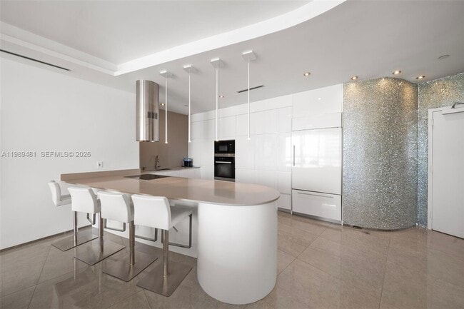 Building Photo - 450 Alton Rd