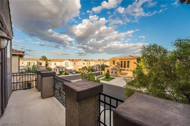Building Photo - 220 Via Mezza Luna Ct