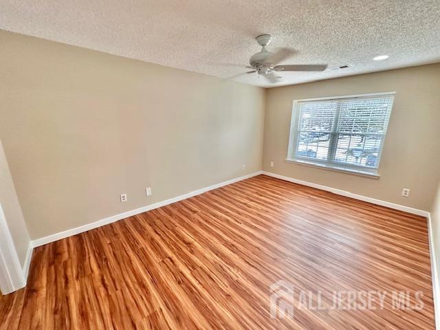 Building Photo - 211 Sunshine Ct