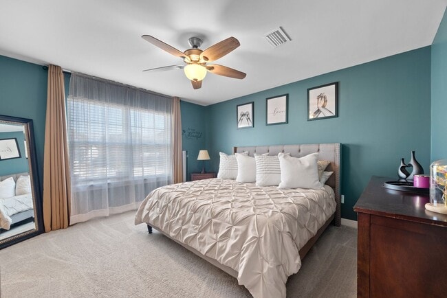 Building Photo - Charming two-story, 4-bedroom, 3-bathroom home.