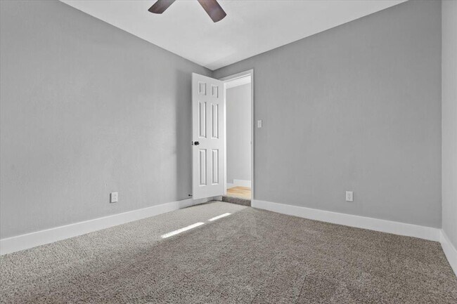 Building Photo - 102 East St