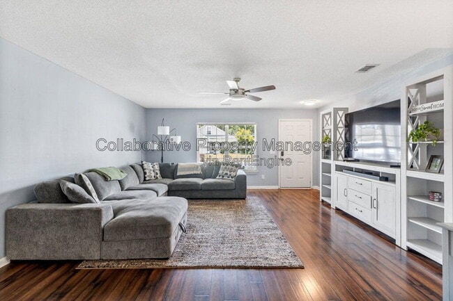Building Photo - 215 Tigers Paw Dr