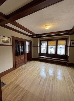 Building Photo - 46 Wachusett St