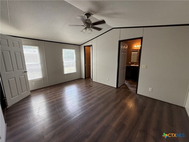 Building Photo - 1035 Ferryboat Ln