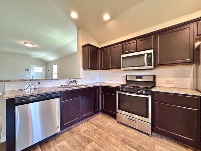 Building Photo - 14104 Macquarie Dr