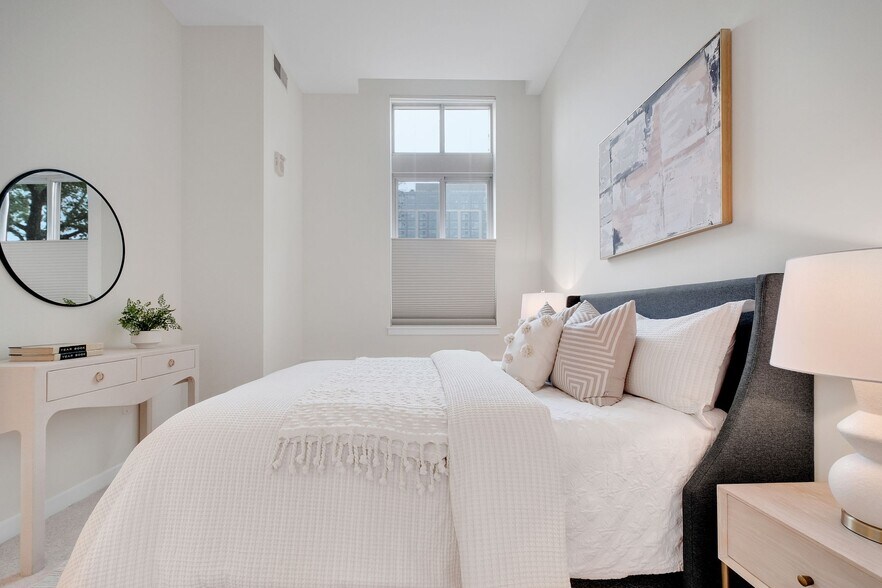 Building Photo - 1000 New Jersey Ave SE