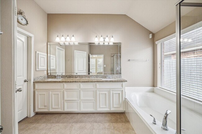Building Photo - 6315 Teal Mist Ln