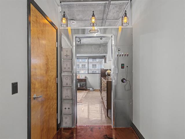 Building Photo - 1999 McKinney Ave