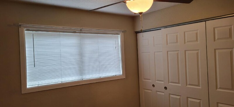 Building Photo - 805-1/2 4th Ave NE