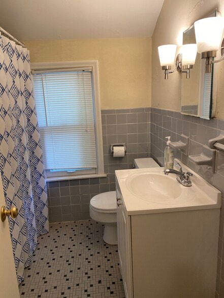 Building Photo - 4855 Nicollet Ave S