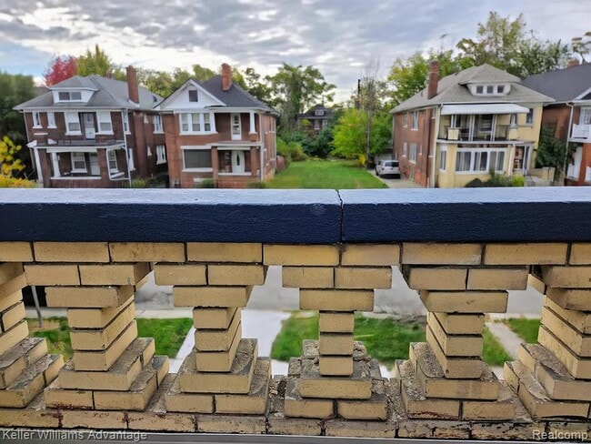 Building Photo - 2030 Hazelwood St