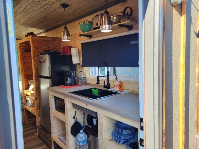 Building Photo - 7398 Birch Bay Dr