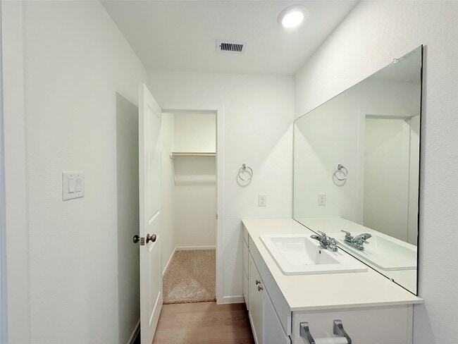 Building Photo - 17941 Valle Cupa Ln