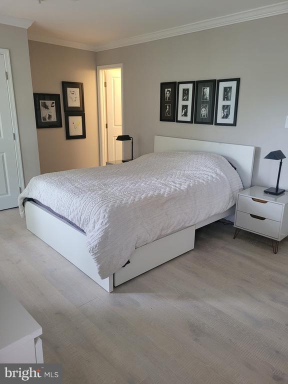 Building Photo - 14059 Pellita Terrace