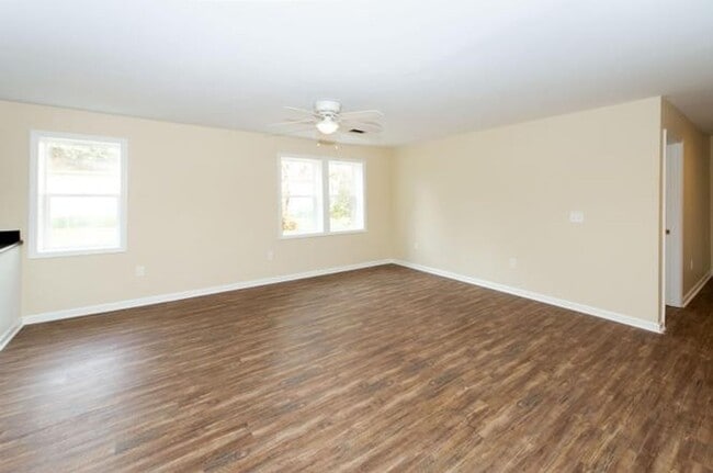 Building Photo - 4BA/2BA OFF KING STREET EXTENTION DOSCHER Street - Available AUGUST 1, 2026