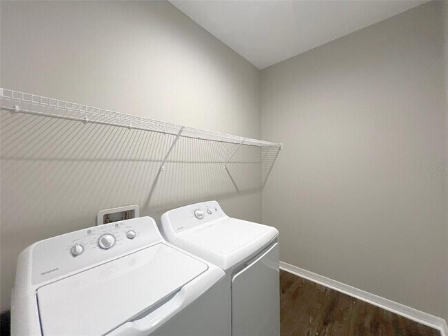 Building Photo - 3460 Cup Dr