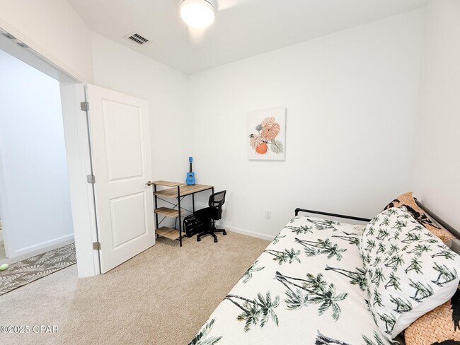 Building Photo - 8734 Sand dollar Dr