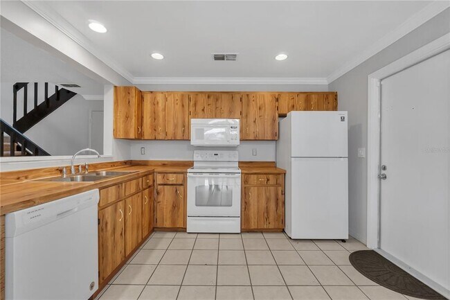 Building Photo - 4682 Pheasant Run Dr