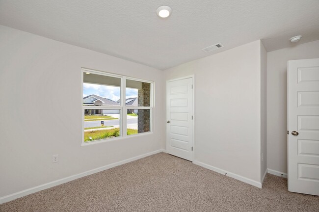 Building Photo - Home in Redstone Commons