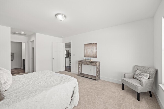 Building Photo - 1006 Kristal Wood Ln