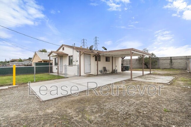 Building Photo - 135 Pacific Rd