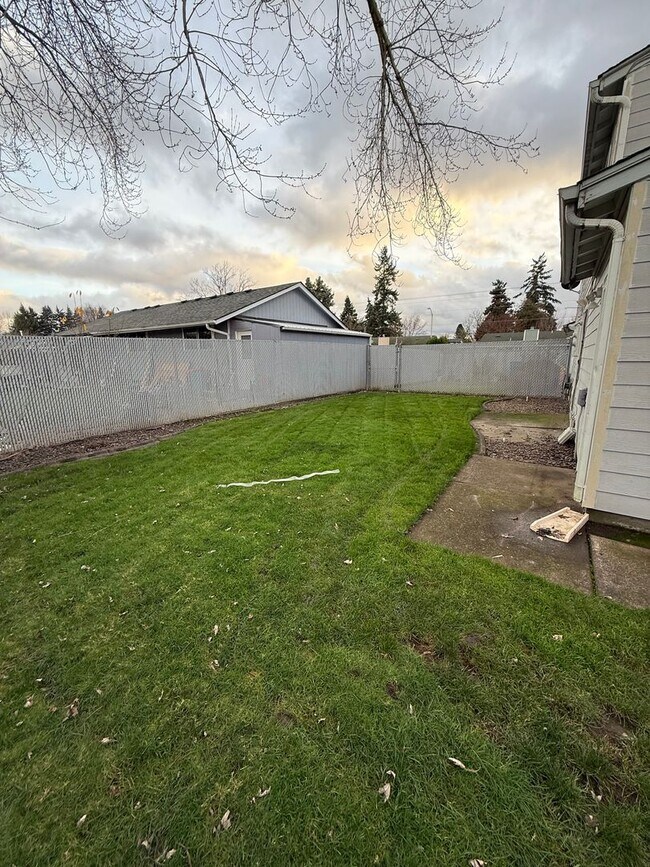 Building Photo - moojoh01 4212-4214 47th Ave NE