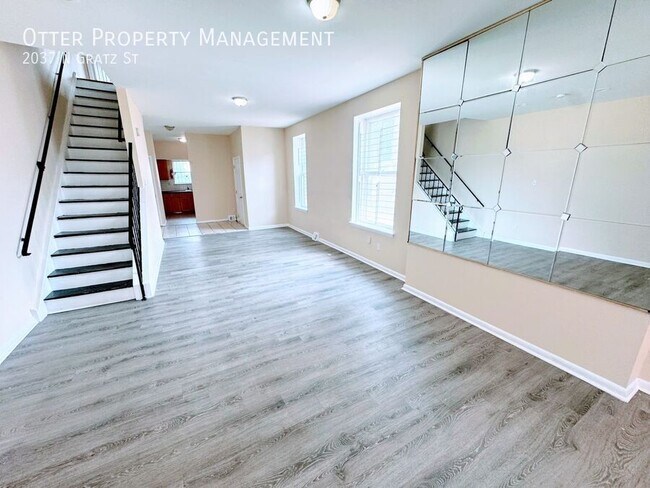 Building Photo - 2037 N Gratz St
