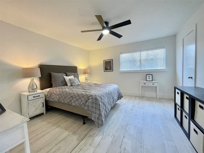 Building Photo - 1855 Portsmouth St