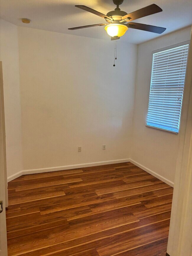 Building Photo - 7534 SW Herrington Ln