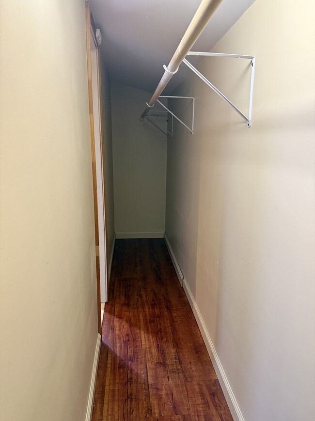 Building Photo - 3515 Mint Rd