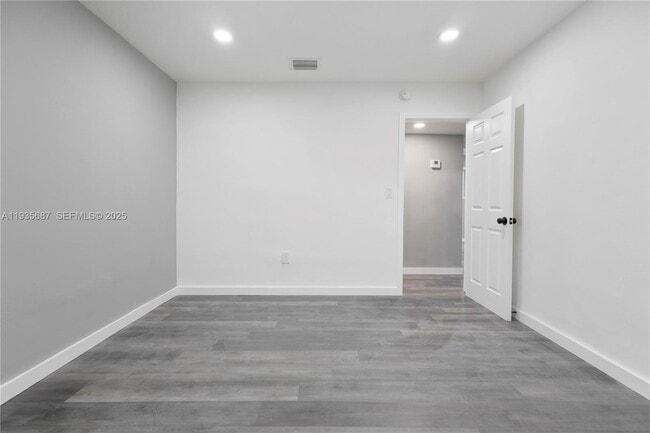 Building Photo - 26 NW 34th Terrace