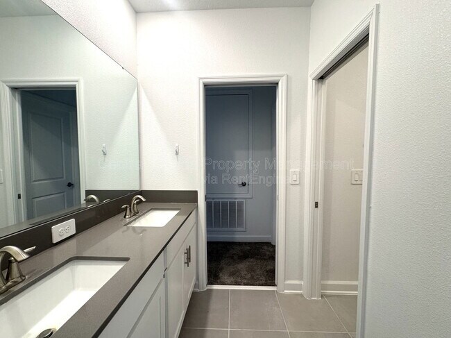 Building Photo - 5774 Stephens Rd