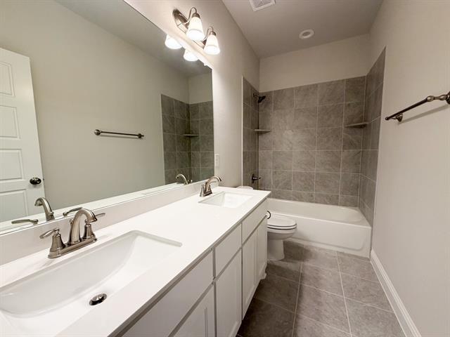 Building Photo - 2117 Layla Dr