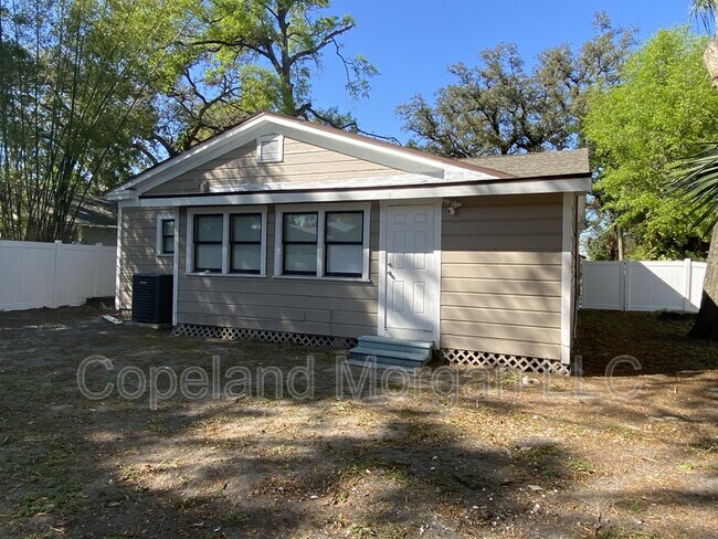 Building Photo - 509 E New Orleans Ave