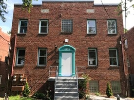 Building Photo - 4424 foote st ne