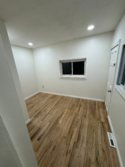 Building Photo - 1314 S 29th St