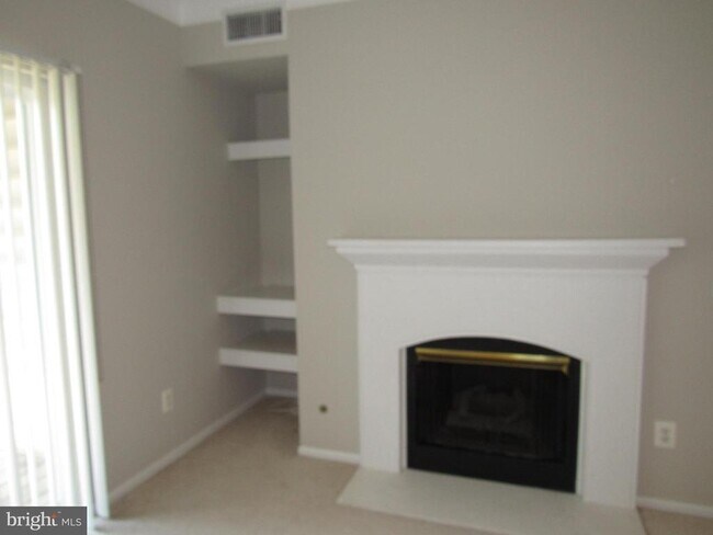 Building Photo - 1570 Spring Gate Dr.