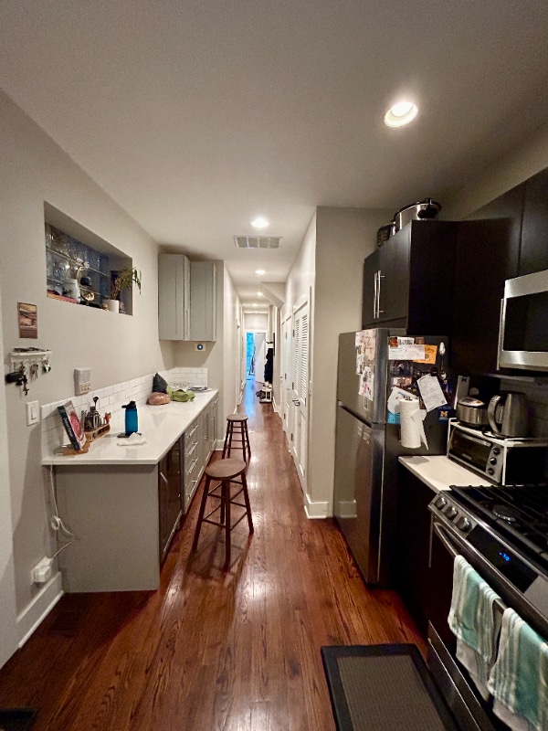 Building Photo - 1543 N Bosworth Ave