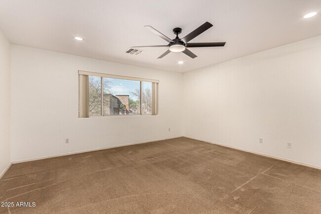 Building Photo - 8382 W Mary Ann Dr