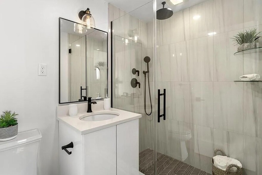 Primary Bathroom - 321 W Broadway